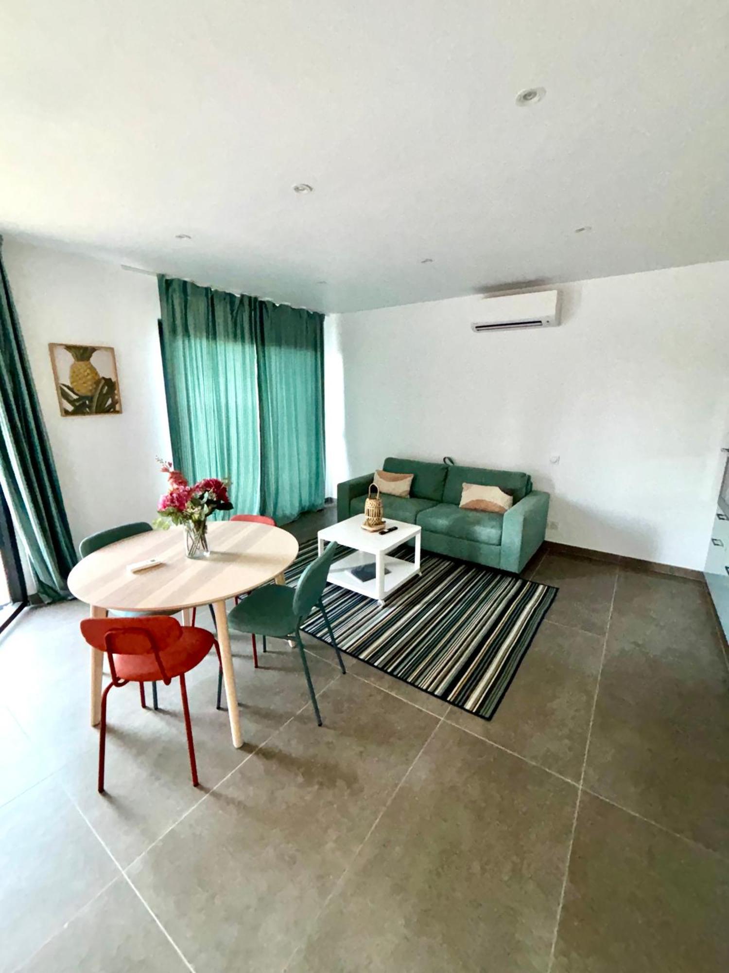 Les Oliviers Daire Arles Dış mekan fotoğraf
